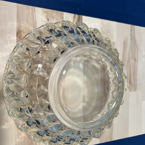 Elegant Vintage Light Yellow Indian Glass Serving Bowl - Picture 2 of 3